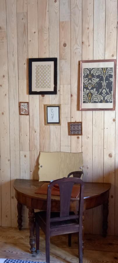 Appartement De Charme Dans Une Maison Isolee Presilly  Экстерьер фото