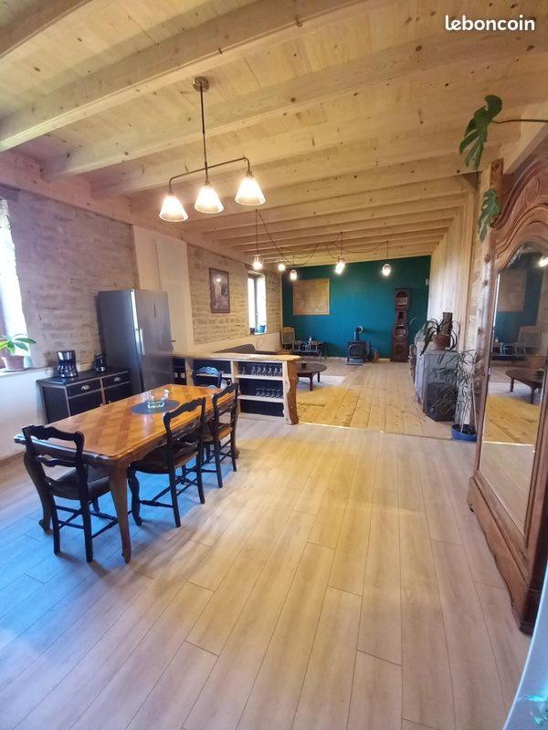 Appartement De Charme Dans Une Maison Isolee Presilly  Экстерьер фото