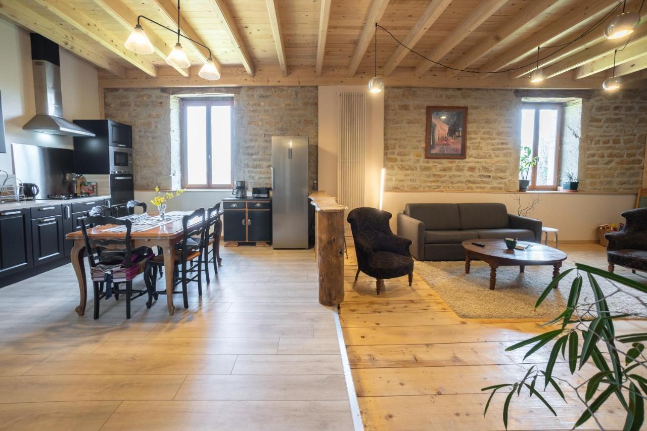 Appartement De Charme Dans Une Maison Isolee Presilly  Экстерьер фото